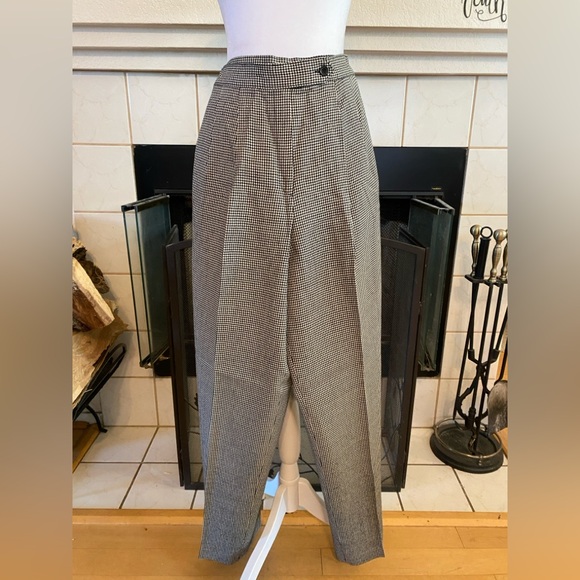 Casual Corner Pants - Casual Corner Houndstooth Pleated 100% Pure Wool Trousers,Lined,Vintage, Size 00
